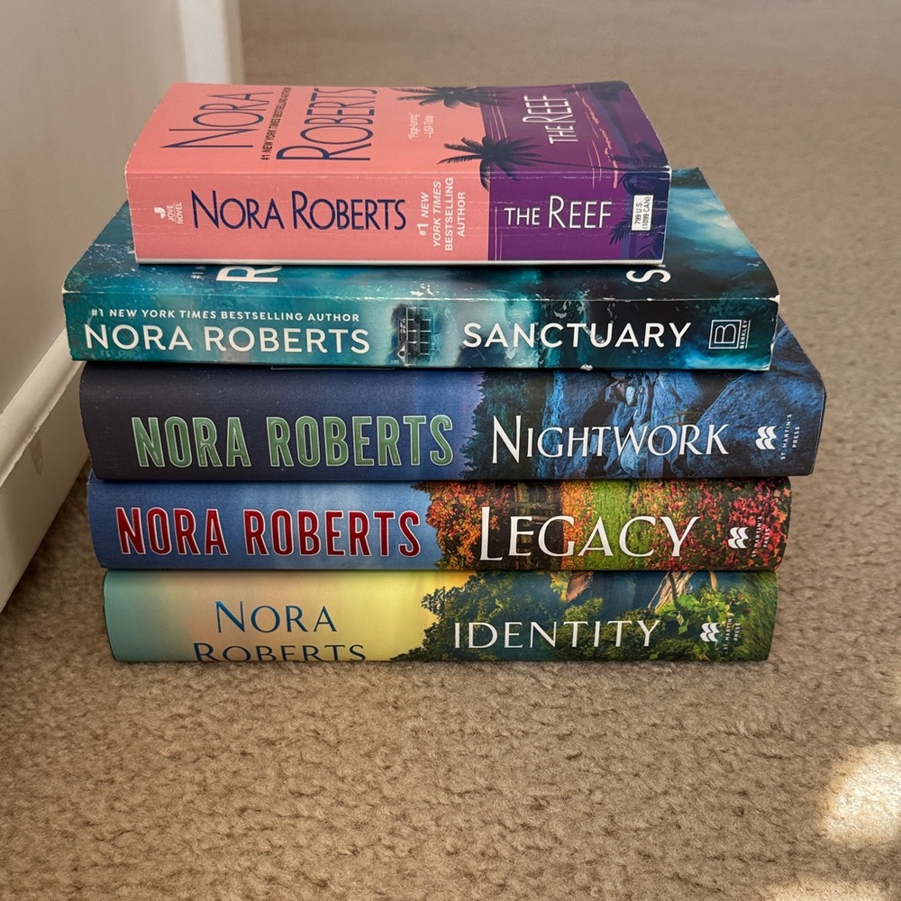 Nora Roberts Book Collection